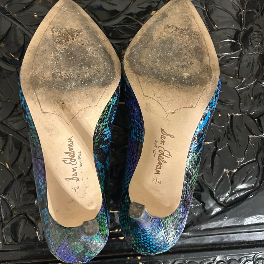 Sam Edelman Women's Multicolor Snakeskin Pumps - Picture 5 of 5